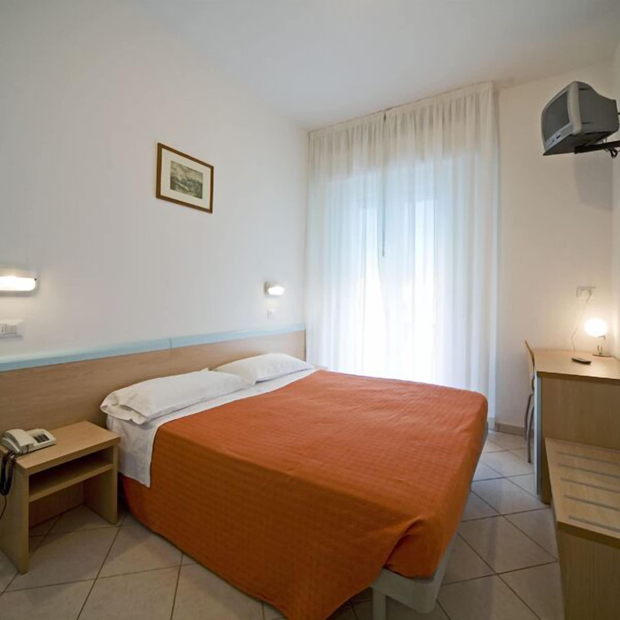 Hotel Savina ريميني المظهر الخارجي الصورة