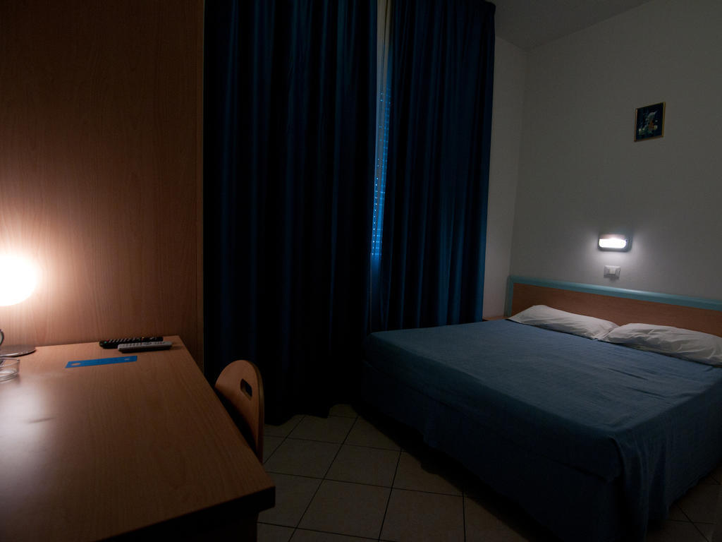Hotel Savina ريميني المظهر الخارجي الصورة